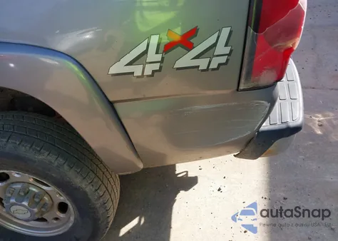 2006 Chevrolet Silverado 2500Hd Lt1 from USA, damaged, VIN 1GCHK23U26F173354